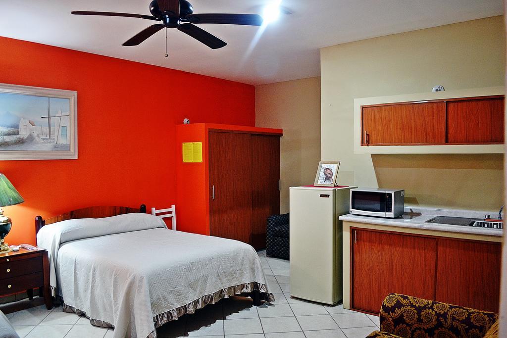 Hotel Marina Del Sol La Paz B.C.S Zimmer foto